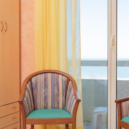 Hotel Caesar Cesenatico Exteriör bild